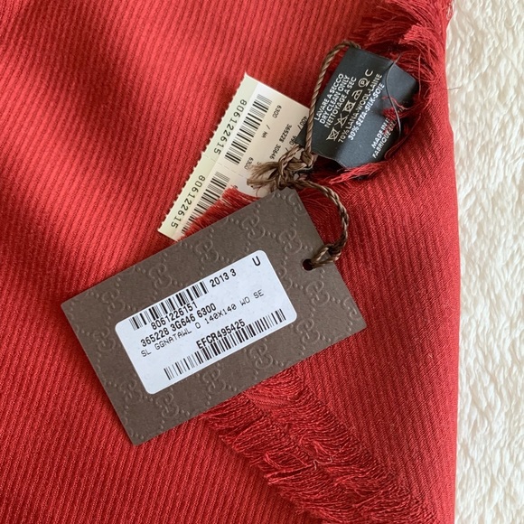 NWT Authentic Gucci Silk Wool Blend Large Square Scarf Shawl Maroon Red - Picture 6 of 7